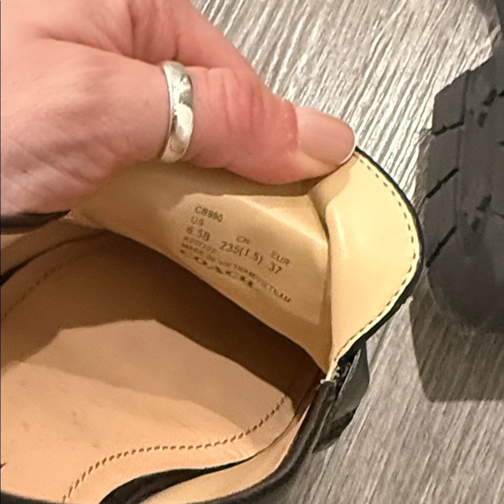 Coach Leah  Loafers Black Size 6.5 - Picture 6 of 8